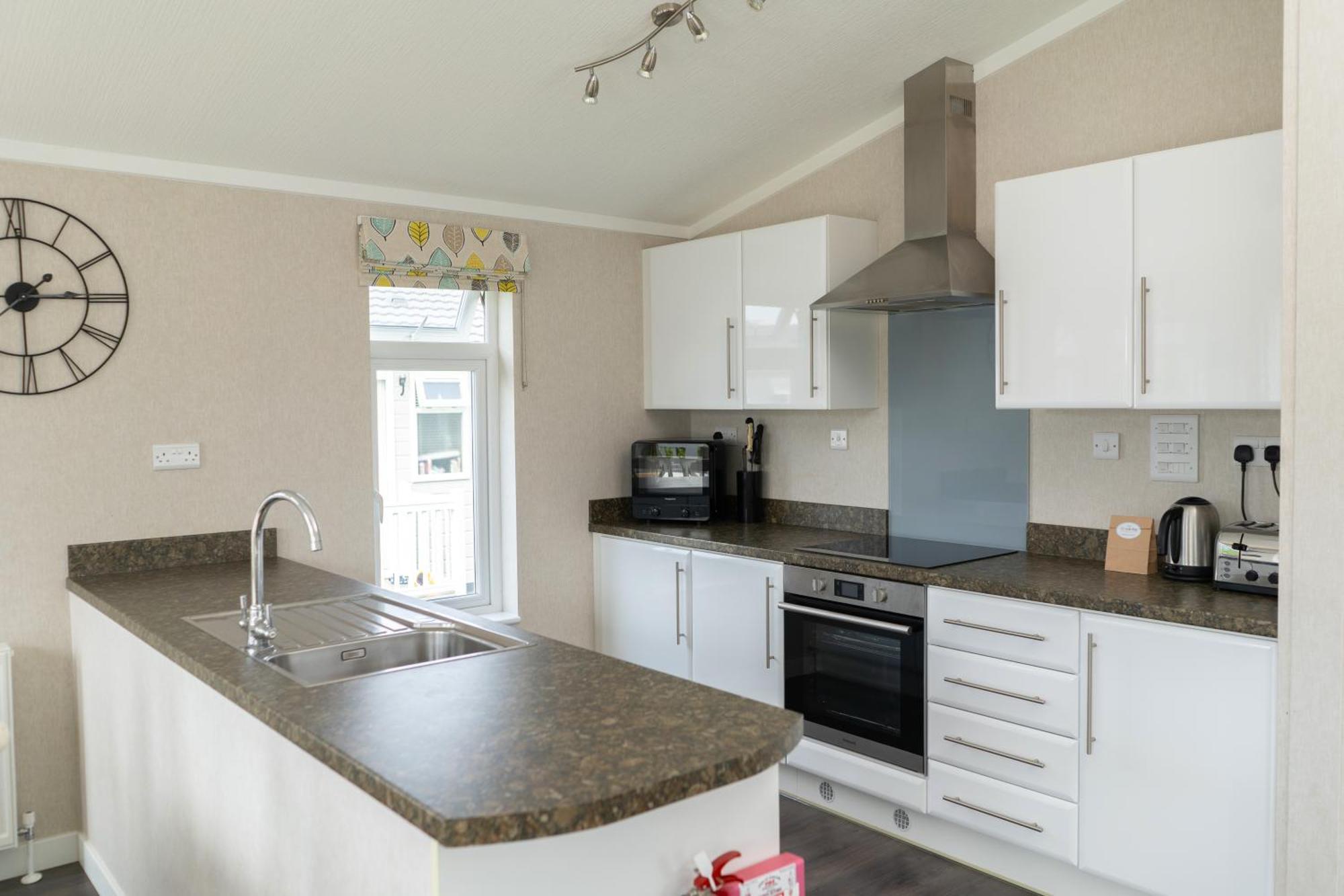 Croyde Bay Hotel Or Self Catering Екстериор снимка